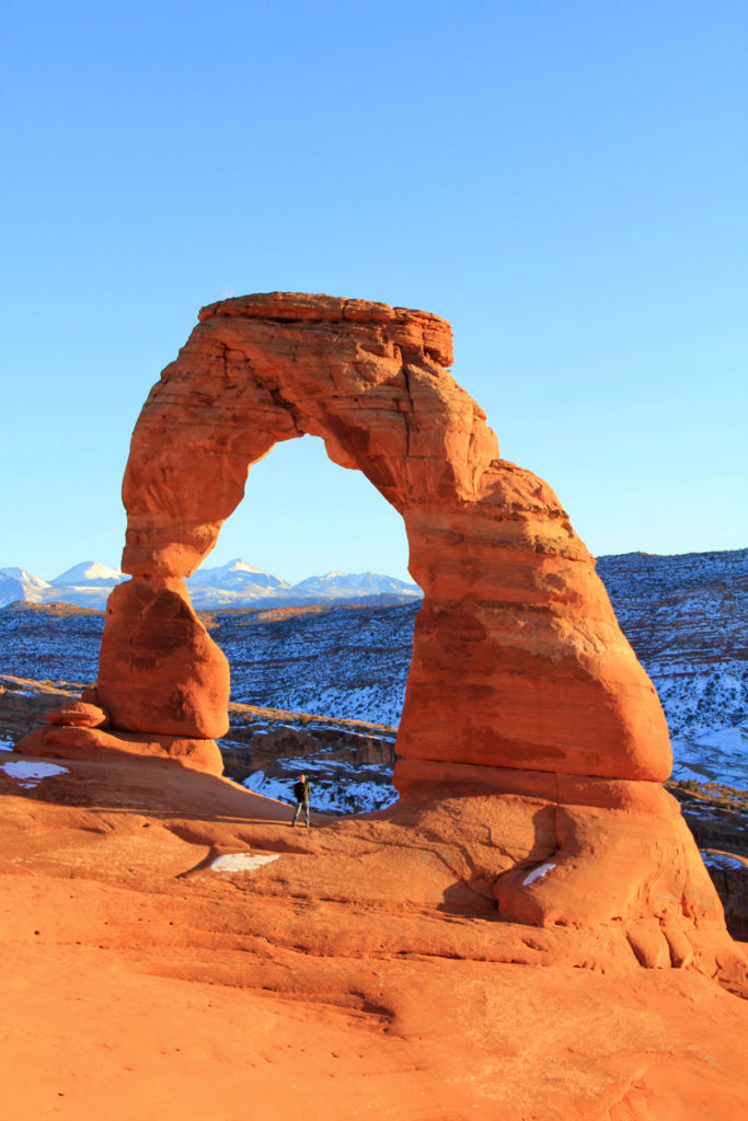 Tall Delicate Arch, little person